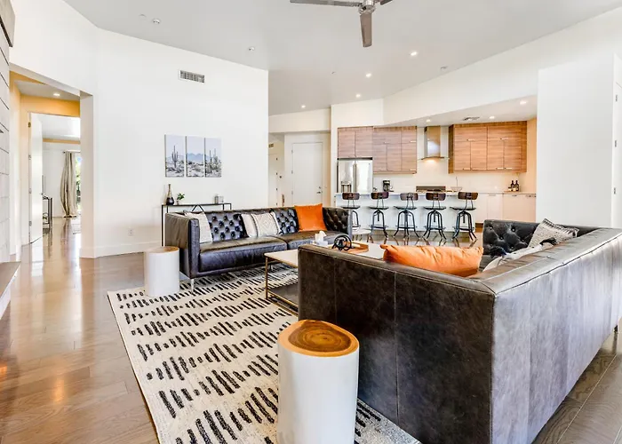 Slice Of Paradise * Scottsdale